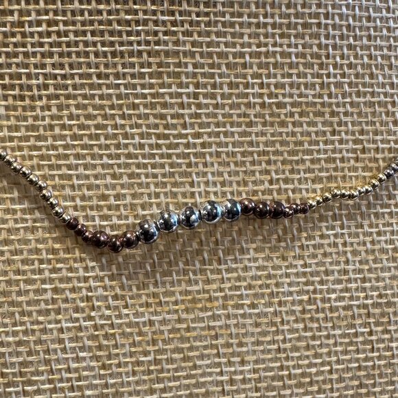 5 Dainty Beaded Necklaces - Picture 9 of 12